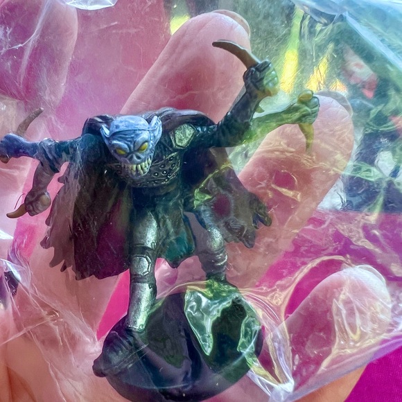 DnD Monster Minitures Manual Lengendary Evils REMORHAZ, RIMEFIRE GRIFFON+ 3 more - Picture 7 of 16